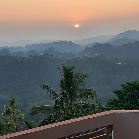 Mountain Bliss Villa Peradeniya Exterior foto