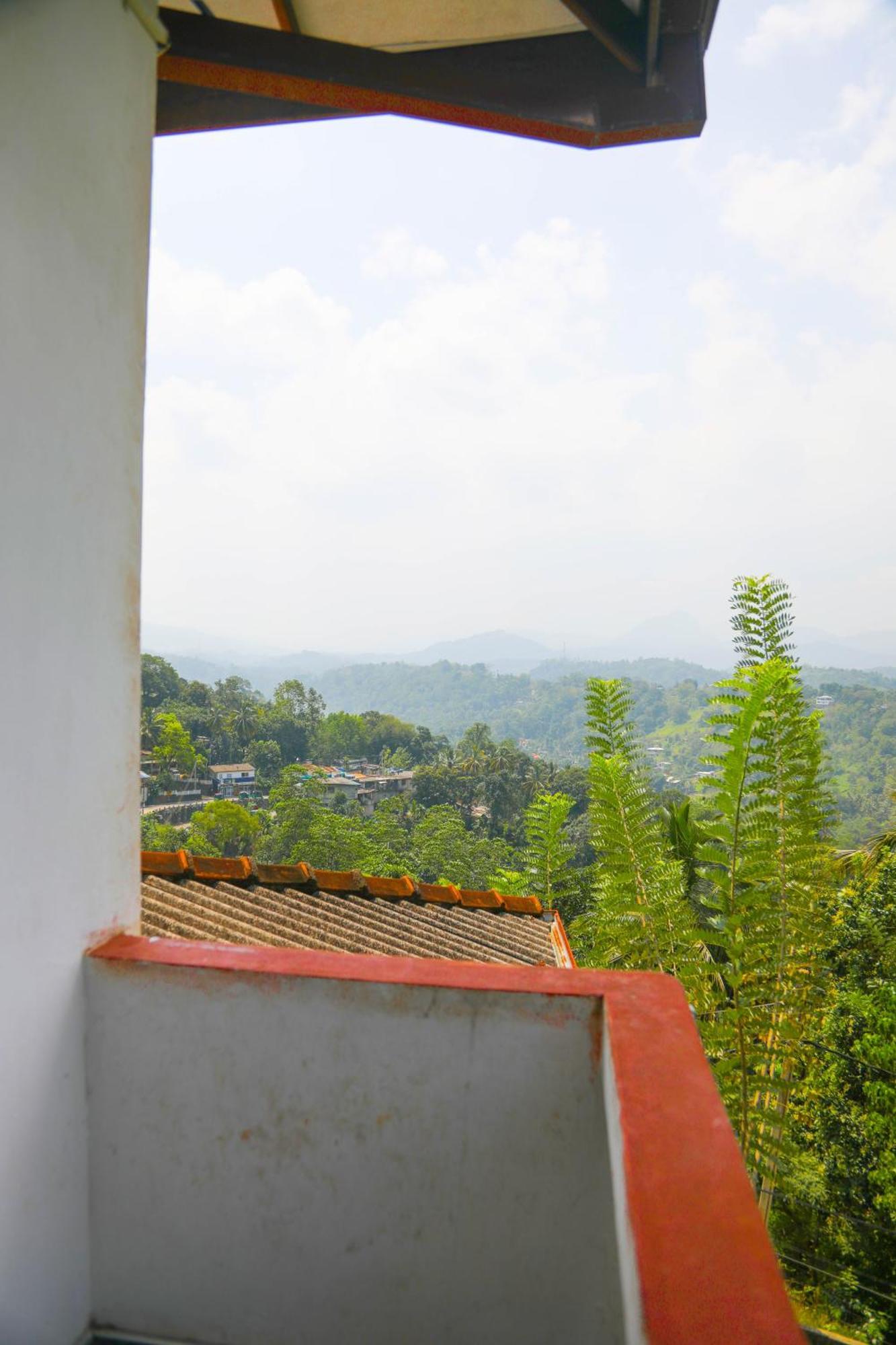 Mountain Bliss Villa Peradeniya Exterior foto