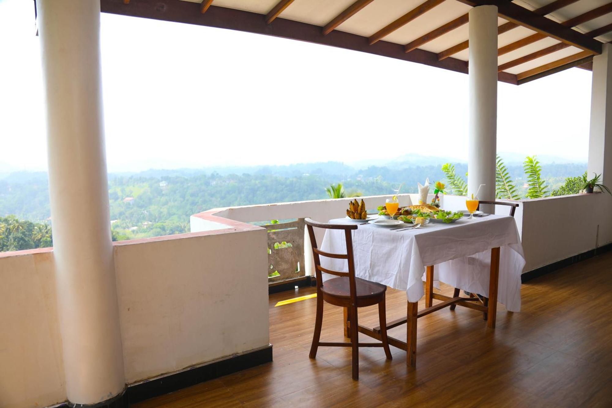 Mountain Bliss Villa Peradeniya Exterior foto