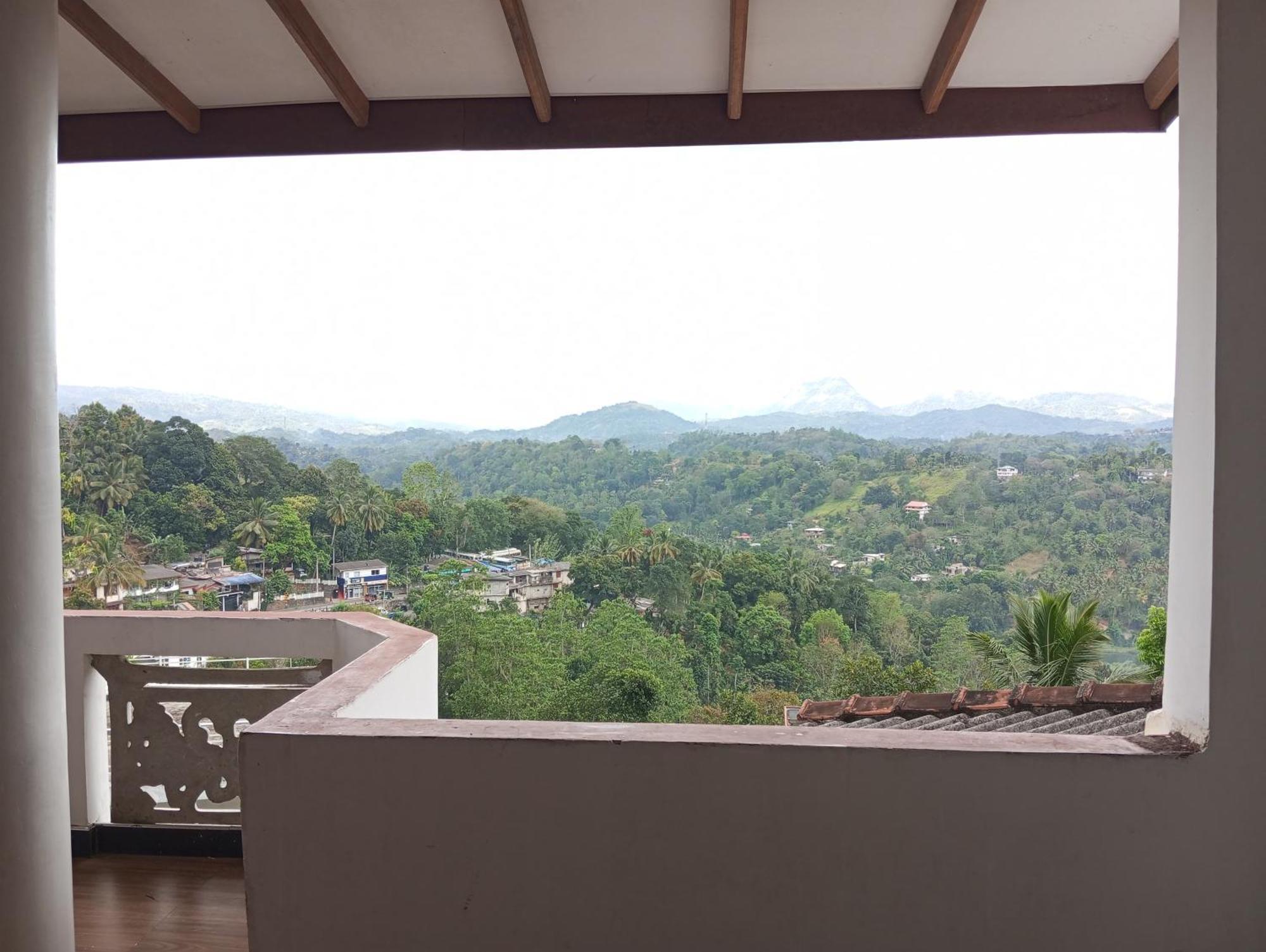 Mountain Bliss Villa Peradeniya Zimmer foto